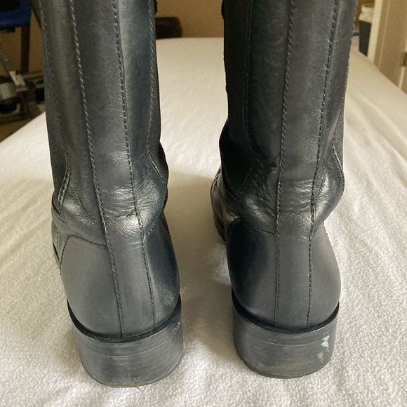 Authetic Tory Burch Broome combat boots 9.5 - Picture 3 of 10